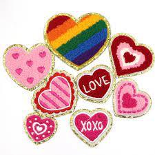 Parches de hierro bordados de chenilla con forma de corazón grande personalizados de fábrica, parches para ropa de invierno de tripulación alta, calcetines deportivos al por mayor - Product Image 2