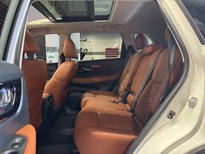 USADO LHD/RHD 2018 NISSAN ROGUE SL AWD - Product Image 4