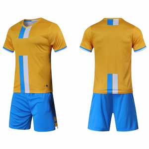 Vente en gros de maillots de football respirants personnalisés bon marché pour hommes, uniformes de football à séchage rapide imprimés par sublimation pour jeunes - Product Image 6