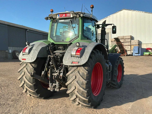 รถแทรกเตอร์ FENDT 924 VARIO พร้อมเกียร์ 120 แรงม้า - Product Image 4