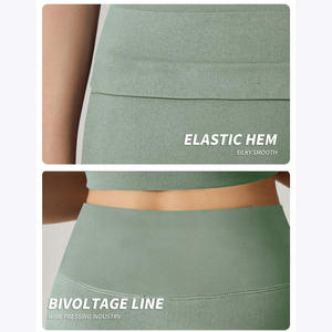 Ensemble de vêtements de sport à impression personnalisée pour femmes T-Shirt en tissu côtelé à haute élasticité Leggings respirant dentelle bouton décor solide Gym un ensemble - Product Image 5