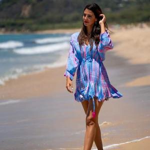 Robe de plage tie-dye pour femmes, col en V, cordon de serrage, kaftan court, tenue de vacances d'été - Product Image 1