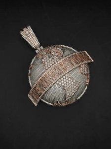 Pendentif Globe en Argent 925 Serti de Diamants Moissanite VVS, Collier de Luxe HipHop Statement - Product Image 3