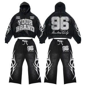 Conjunto Deportivo de Alta Calidad para Adultos, Hombres y Mujeres, Traje Deportivo de 2 Piezas con Pedrería, Logotipo Serigrafiado con Efecto Desgastado por el Sol - Product Image 1