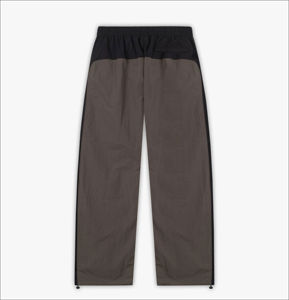 2025 precio al por mayor nuevo diseño personalizado traje cortavientos de alta calidad precio al por mayor tendencia hombres traje cortavientos OEM mantenido - Product Image 2