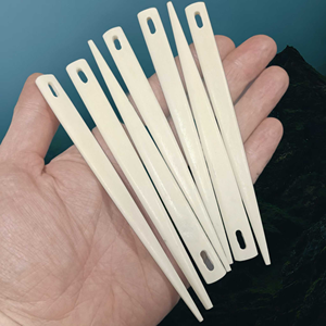 Aiguille à lacquer en os de buffle authentique et écologique, polie à la main, étanche, moderne, simple, avec trou conique pour fil, outil artisanal - Product Image 4