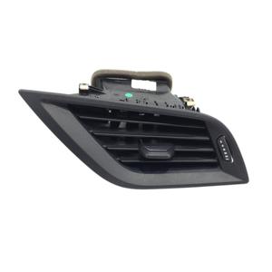 GRILLE DE VENTILATION TABLEAU DE BORD DROIT BMW Série 1 F40 6823189 (19>) - Product Image 1