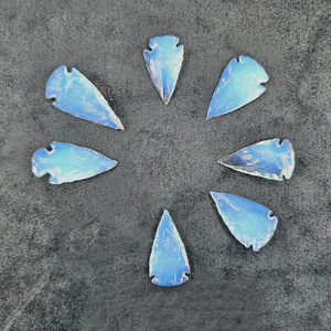 Venta al por mayor de puntas de flecha de piedra natural hechas a mano, cristal para atracción de riqueza, piedra decorativa tallada, fragmentos de piedra en bruto. - Product Image 5