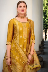 Nueva Colección de Salwar Kameez con Dupatta Semisellada de Georgette Multicolor de Secado Rápido, Hecha a Mano, para Mujeres Adultas - Product Image 4