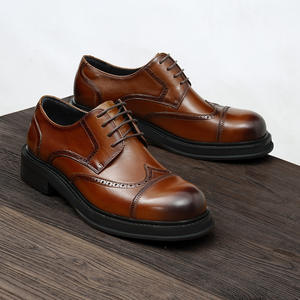 รองเท้าธุรกิจคุณภาพสูงพร้อมคุณสมบัติลดแรงกระแทกและพื้นผิวกันน้ำ รองเท้าทางการสำหรับผู้ชาย รองเท้าหนัง - Product Image 1