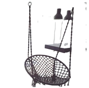 Balançoire en macramé faite à la main CADEAU POUR VOTRE BÉBÉ trotteur avec roues et aire de jeux extérieure - Product Image 1