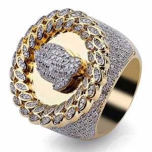 Anillo de Compromiso Clásico de Acero Inoxidable para Mujer, Creado en Laboratorio - Product Image 1