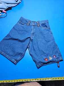 Shorts de plage en toile noire à taille haute, décontractés, personnalisés, avec cordon de serrage, 100% coton - Product Image 3