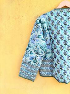 Veste de style kimono à imprimé floral en coton indien pour femmes, veste matelassée à boutons, vêtement décontracté pour toutes les saisons - Product Image 5