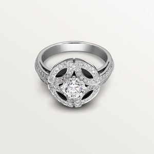 Bague de fiançailles en diamant de laboratoire rond et mignon pour femmes en or rose - Product Image 1