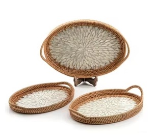 Bandeja de servicio de madreperla de ratán de Navidad de Material Natural de tendencia de alta calidad con asas a precio mayorista - Product Image 4