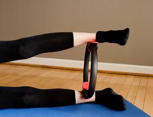 Anillo de Pilates, Círculo de Fitness, Anillo de Resistencia Premium para Tonificación de Cuerpo Completo, Yoga, Pilates y Entrenamientos en Casa - Product Image 5