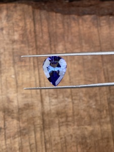 Natural Zoisite Tanzanite Loose Gemstone 3.19 Carat Pear Shape Natural Tanzanite Color-Changing Charm <b>Jewelry</b> Natural Zoisite - Product Image 6