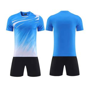 Maillot de basket-ball personnalisé, imprimé sur le devant, motif 3D, pas cher, 100% polyester, réversible, respirant, pour l'entraînement - Product Image 4