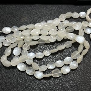 Pierre de lune blanche de haute qualité perles de forme ovale à facettes pépite de pierres précieuses naturelles fournitures de perles en gros - Product Image 3