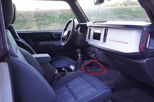 Bronco Heritage Edition 2023, Transmisión Manual de 7 Velocidades, Motor EcoBoost de 4 Cilindros, Color Gris Cactus, Sin Modificaciones - Product Image 6