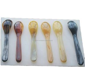 Cuillère en corne de boeuf faite à la main écologique pour les cadeaux Design moderne et de luxe sans danger pour la nourriture avec des motifs uniques personnalisables pour un usage quotidien - Product Image 2