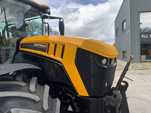 NOUVEAU/OCCASION Vente Flash Prix Usine Puissant Excellente Qualité Nouvelle Marque 2022 Tracteurs JCBS Fastrac 4220 à Vendre - Product Image 4