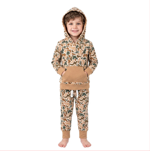 Conjunto Deportivo Informal de Sudadera y Pantalones de Chándal con Estampado de Camuflaje Estilo Chino para Niños - Product Image 4
