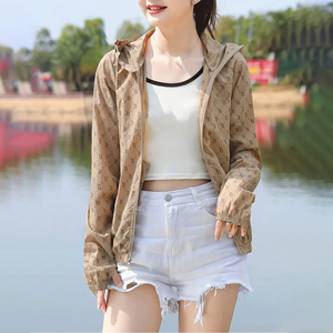 Veste à capuche décontractée d'été pour femmes 100% haut léger et respirant avec fermeture à glissière en tissu tissé vestes pour femmes non extensibles - Product Image 1