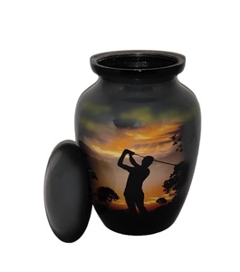 Petite urne de crémation en aluminium pour cendres humaines Belle conception de golfeur, couvercle à vis sécurisé, 6 pouces de haut, capacité 40 pouces cubes - Product Image 1