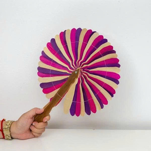 Éventail en feuilles de palmier fait main, éventail traditionnel en feuilles de palmier pour la décoration de table de mariage, logo personnalisé accepté au Vietnam - Mme Violet - Product Image 3