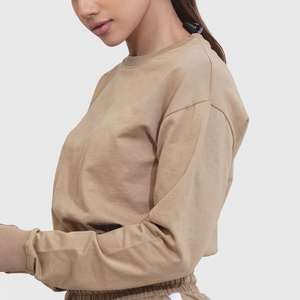 Best Selling Casual Female Crop Top Sweatshirt Winter <b>Warmer</b> Fashion Fit High Quality Polyester Fleece Sporty Style Washed - Product Image 3