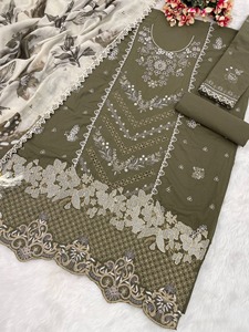 ชุดสูทปากีสถานผลิตจากผ้าฝ้ายแท้พร้อมงานปักลำดับ - Product Image 4