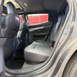 Auto Usado 2025, Sedán con Transmisión Automática de 4.1-6L, de China, Volante a la Izquierda, Asientos de Cuero, Euro IV, Techo Panorámico - Product Image 5