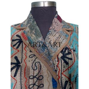 Chaqueta Bordada Kantha Hecha a Mano en India, 100% Algodón, Ecológica, Reversible, de Secado Rápido, Suave para Otoño/Invierno y Verano - Product Image 4