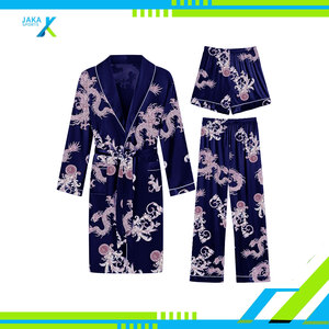 ชุดกิโมโนผ้าซาติน 3 ชิ้นสำหรับผู้ชาย ผ้าฝ้าย 100% เสื้อคลุมอาบน้ำ กางเกงขาสั้น เข็มขัด น้ำหนักเบา นุ่ม ระบายอากาศได้ดี ชุดนอน สบายๆ ลำลอง - Product Image 4