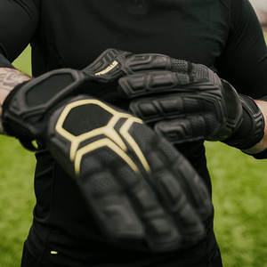 PREMIUM <b>LATEX</b> GOALKEEPER GLOVES WITH STRONG GRIP CUSTOM FIT DURABLE PROFESSIONAL QUALITY FOR <b>TOP</b> PERFORMANCE - Product Image 5