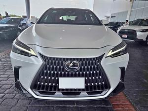 Lexus NX 350 2025 Usado en Buen Estado, Vehículo Utilitario Deportivo de Lujo - Product Image 2