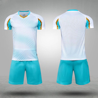 Ensemble de maillot et short de football personnalisé pour adultes, haute qualité, 100% polyester, impression numérique, respirant et léger