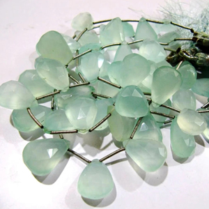 Aqua Chalcedony Briolette 10x15mm a 12x16mm Tamaño Cuentas en forma de pera Se venden por soportes de 8 a 9 pulgadas - Product Image 2
