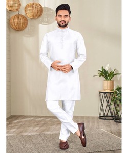 Thobekurta งานแต่งงานของปากีสถานสำหรับผู้ชายสีน้ำเงินเนวี่ยมติดกระดุมปกเสื้อและออกแบบโซ่ด้วยสไตล์ชุดนอน
