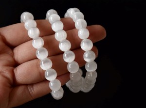 Wholesale Best Attractive Natural Healing Selenite 8mm Polished Classic Lovers <b>Beaded</b> <b>Bracelet</b> <b>for</b> Meditation Unisex Jewelry - Product Image 3