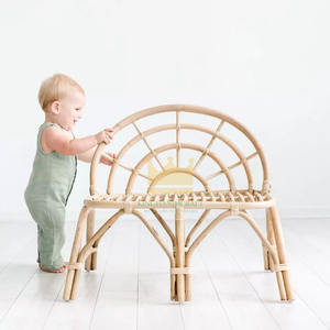 Banco de arcoíris para niños, decoración perfecta para sala de estar, duradero y respetuoso con el medio ambiente, venta al por mayor - Product Image 1