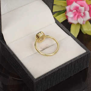 Bague en argent sterling 92.5 faite à la main Style délicat pierre de lune arc-en-ciel naturelle pierre précieuse coupe lisse ronde 10x8mm poire fine - Product Image 4