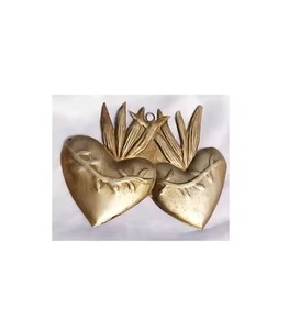 Colgante de Metal con Forma de Sagrado Corazón para Decoración del Hogar - Product Image 1