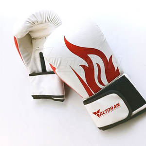 ถุงมือชกมวยหนัง PU สำหรับฝึกต่อสู้สำหรับผู้ที่ชื่นชอบศิลปะการต่อสู้ผลิตตามสั่ง - Product Image 3