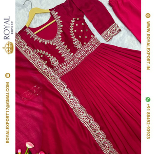Lancement d'une nouvelle robe de soirée de créateur Look Vichitra Silk Beautiful Embroidery And Sequins Work Long Gown - Pent With Dupatta - Product Image 4