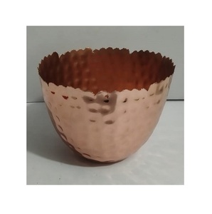 Bougeoir en métal décoratif de haute qualité pour améliorer les thèmes de décoration de maison festive et quotidienne - Product Image 4