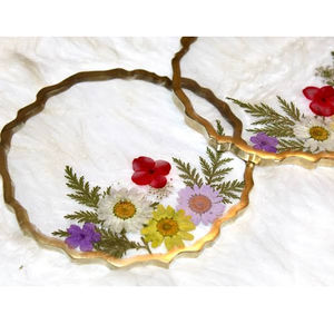 ที่รองแก้วเรซิ่นงานฝีมือสุดหรูสำหรับตกแต่งโต๊ะอาหารและเป็นของขวัญจากอินเดีย - Product Image 1