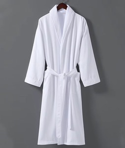 Peignoir d'hôtel 100% polyester r de haute qualité Peignoir personnalisé double couche Peignoir de spa en microfibre doublé de peluche avec poche - Product Image 3